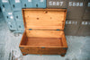 海外製の宝箱の形の木箱（ブランケットボックス／コファ）